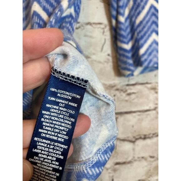 Chaps Top Womens Medium Blue Zig Zag Print Lace Up Long Sleeve Stretch Cotton - Picture 11 of 12